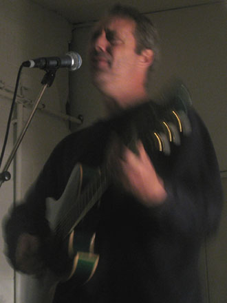 Hugh lets it rip at Rue Bunte, Berlin Hugh lets it rip at Rue Bunte, Berlin