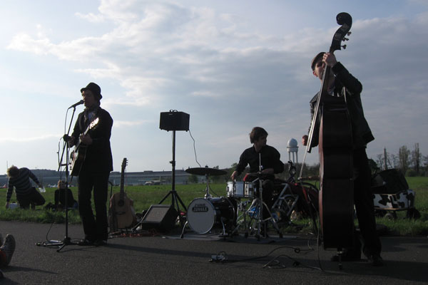 Zukunft und die Lichter Konzert - Tempelhof, Berlin 2010