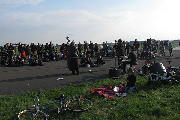 Zukunft und die Lichter Konzert - Tempelhof, Berlin 2010